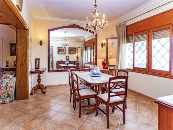 Casa-Chalet Almería - 1221381-05