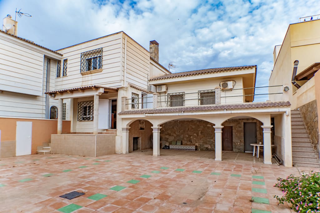 Casa-Chalet Almería - 1221381-03