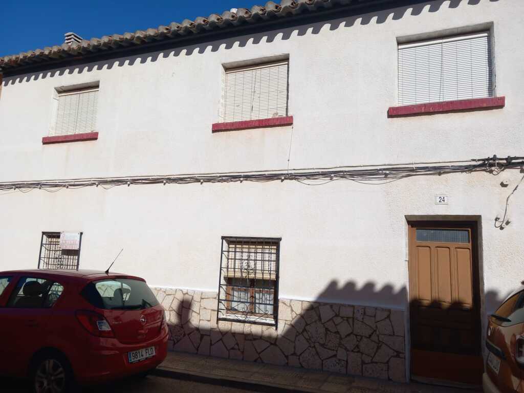 Casa de pueblo Villarrobledo - 1221601-01