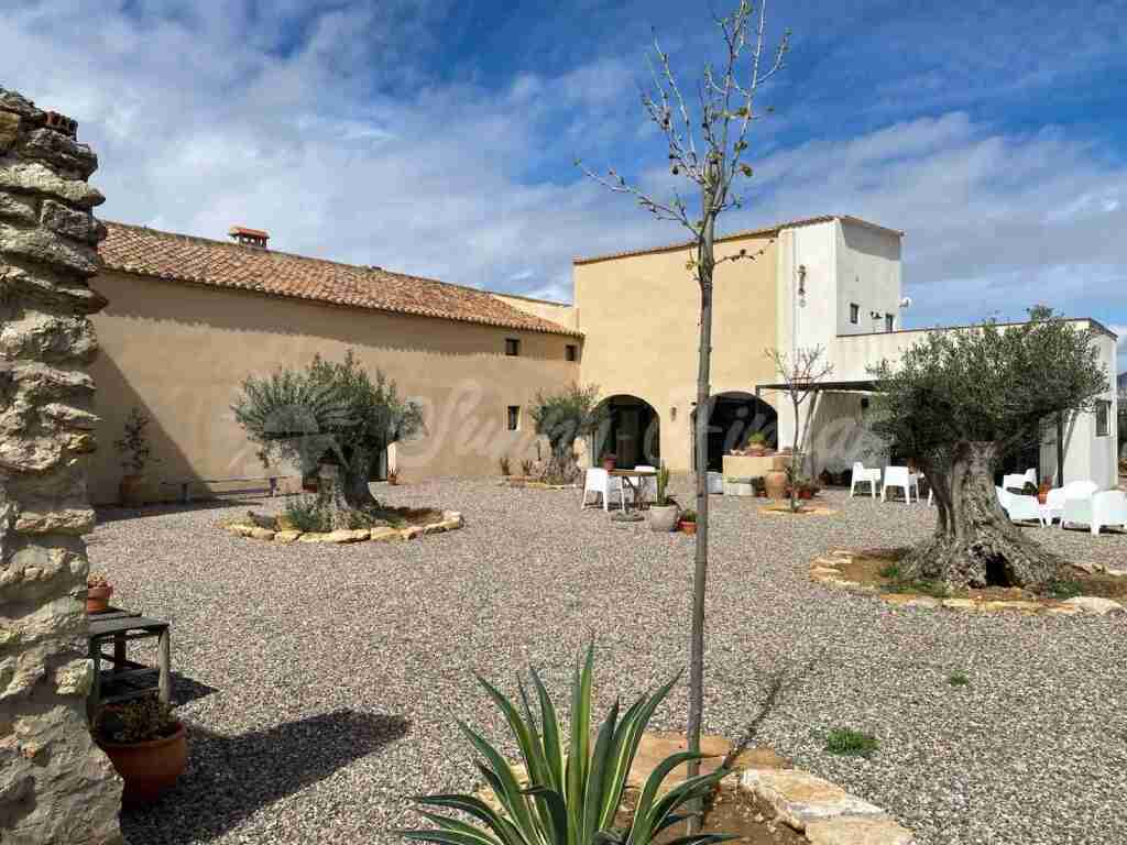 Casa-Chalet Almansa - 1231849-04