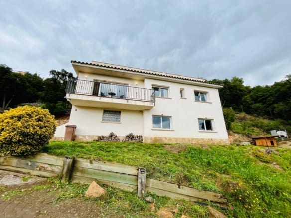 Casa-Chalet Canyera