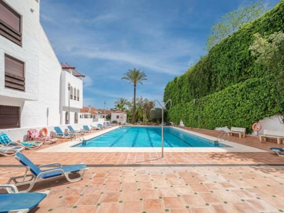 Piso Nueva Andalucia - 1232903-01