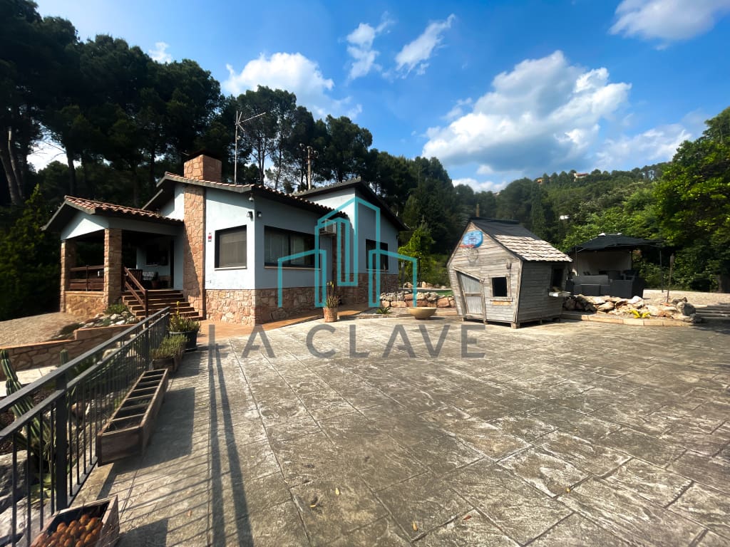 Casa-Chalet Bigues - 1233119-01