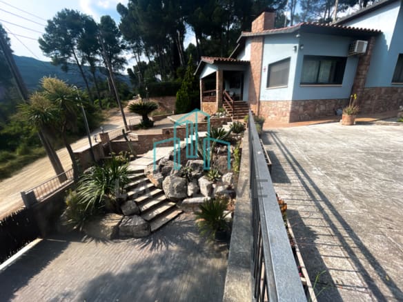 Casa-Chalet Bigues - 1233119-06