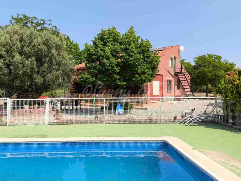 Casa-Chalet Almansa - 1233128-01