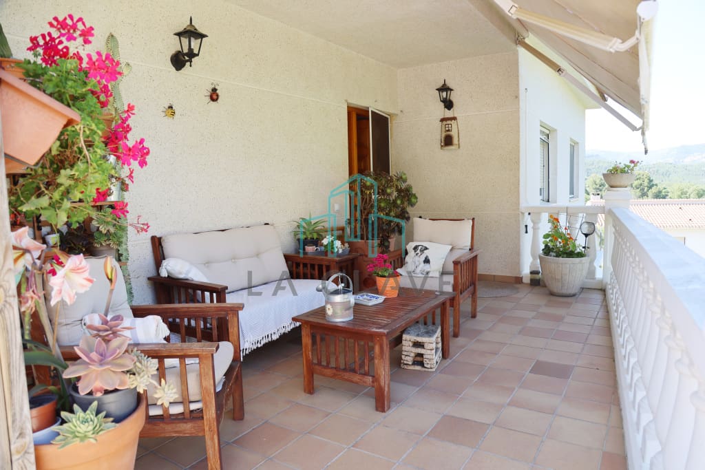 Casa-Chalet Bigues - 1233149-03