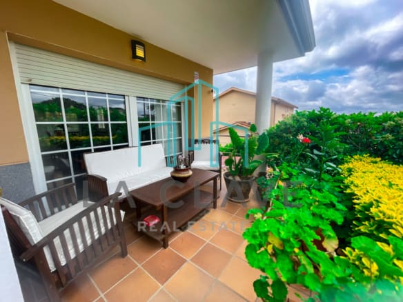 Casa-Chalet Bigues - 1233155-04