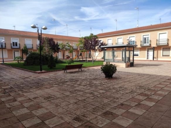 Alquiler Casa-Chalet Lillo 45870