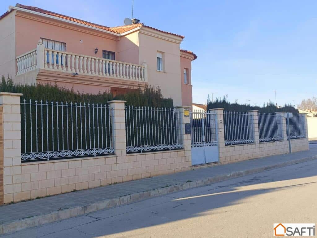 Casa-Chalet Manzanares - 1046423-01