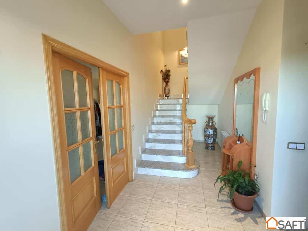 Casa-Chalet Manzanares - 1046423-06