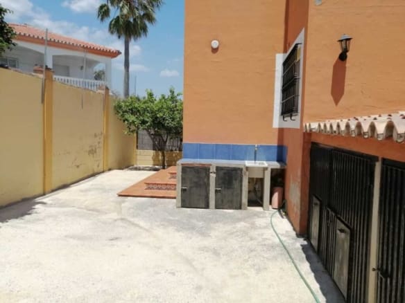Casa-Chalet Estepona - 1053485-05