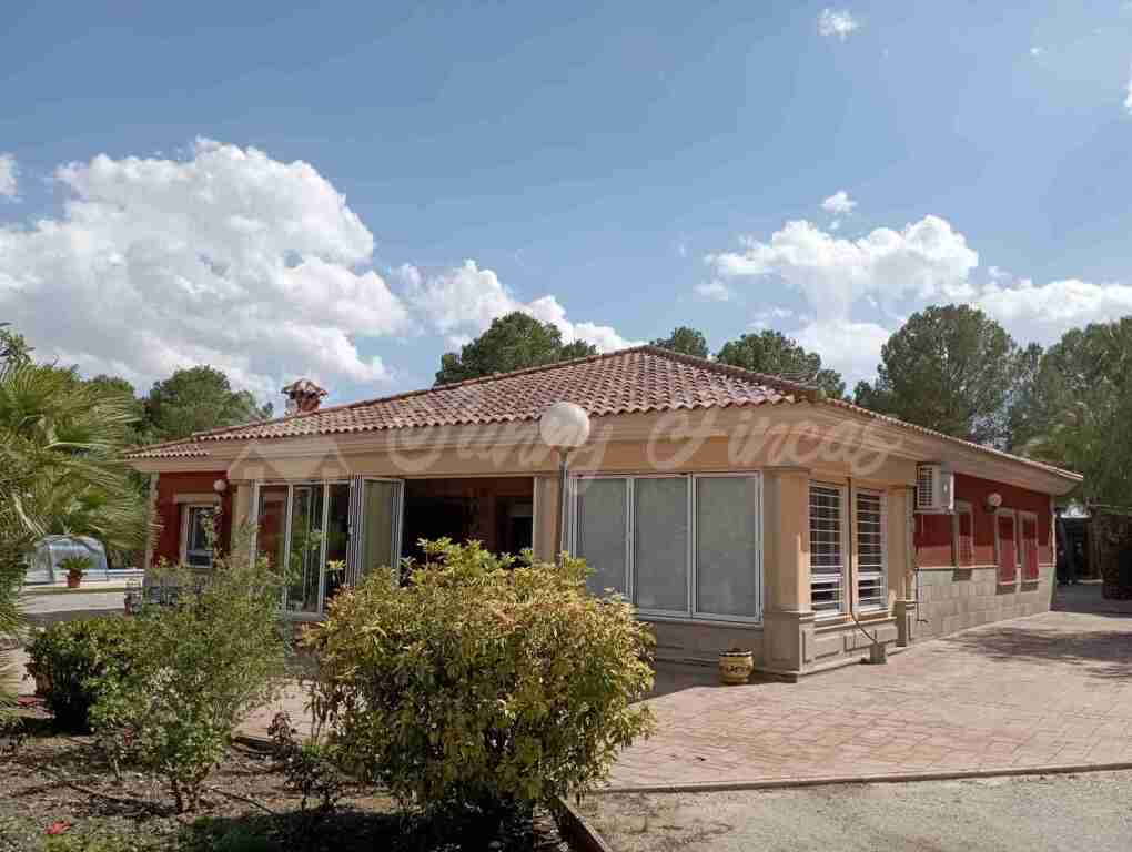 Casa-Chalet Yecla - 1192954-02