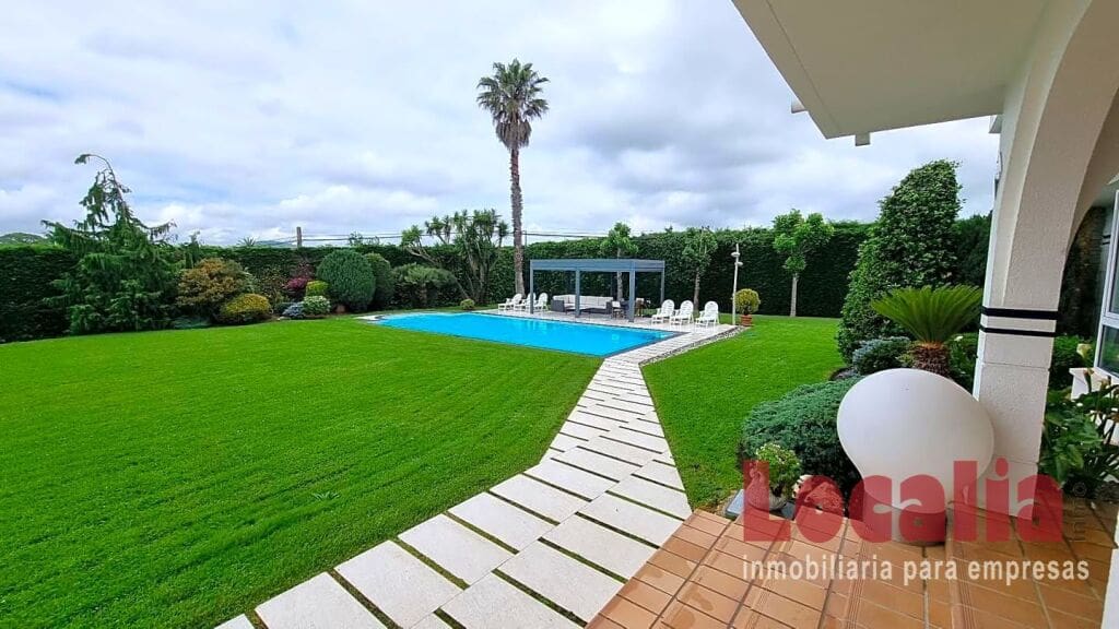 Casa-Chalet Hinojedo - 1186066-06