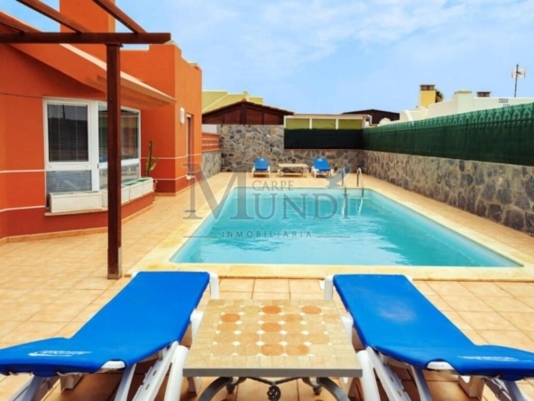 Casa-Chalet Corralejo - 1053307-03