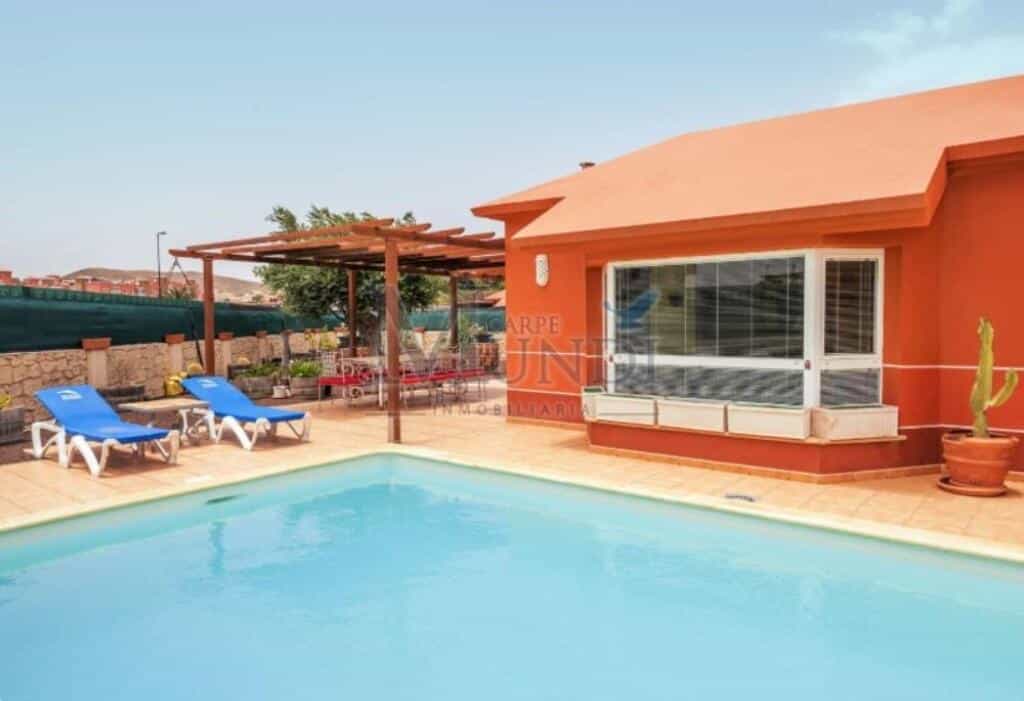 Casa-Chalet Corralejo - 1053307-05