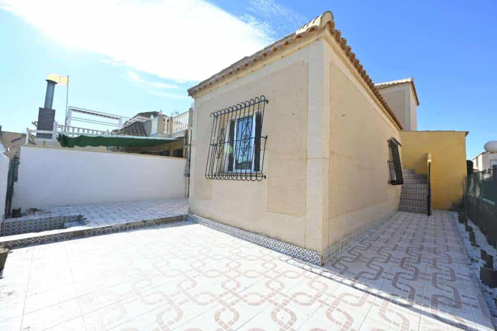 Casa-Chalet Torrevieja - 1186307-01