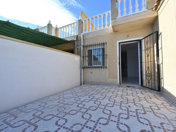 Casa-Chalet Torrevieja - 1186307-02