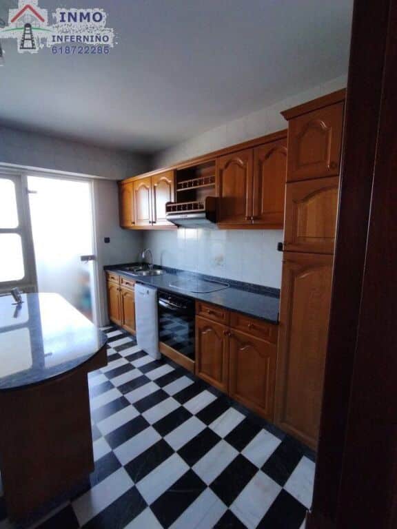 Piso Ferrol - 1195935-02
