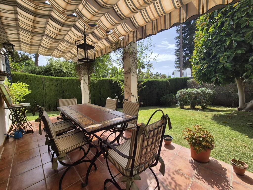 Casa-Chalet Marbella - 1203568-02