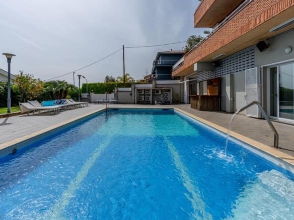 Casa-Chalet Barcelona - 1208225-03