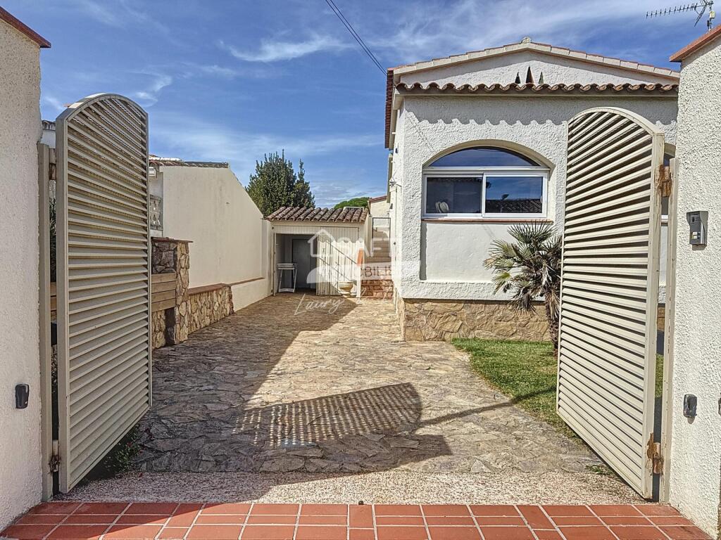 Casa-Chalet Empuriabrava - 1206507-03