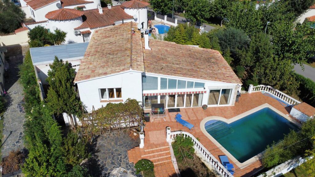 Casa-Chalet Empuriabrava - 1207371-02