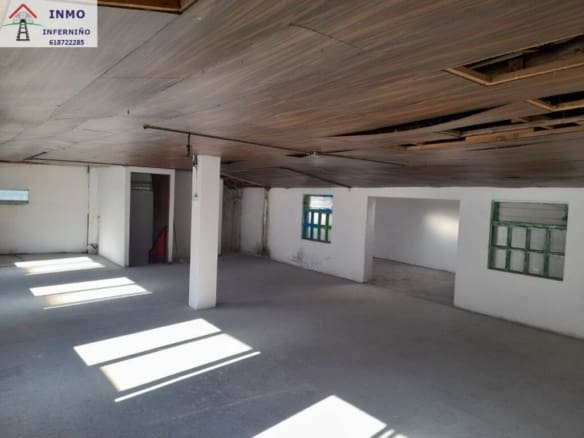 Piso Ferrol - 1207000-06