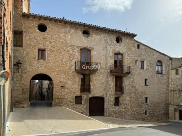 Hotel Santa Coloma De Queralt - 1054980-02