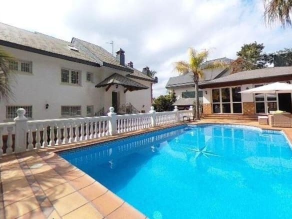 Casa-Chalet Palleja - 1056421-01