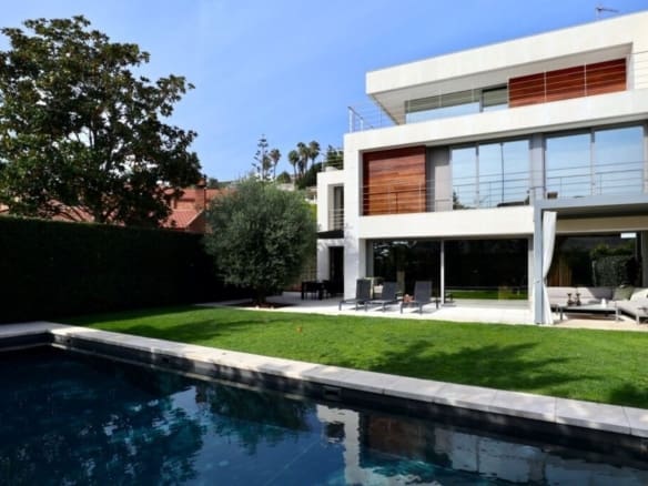 Casa-Chalet Barcelona - 1208776-01