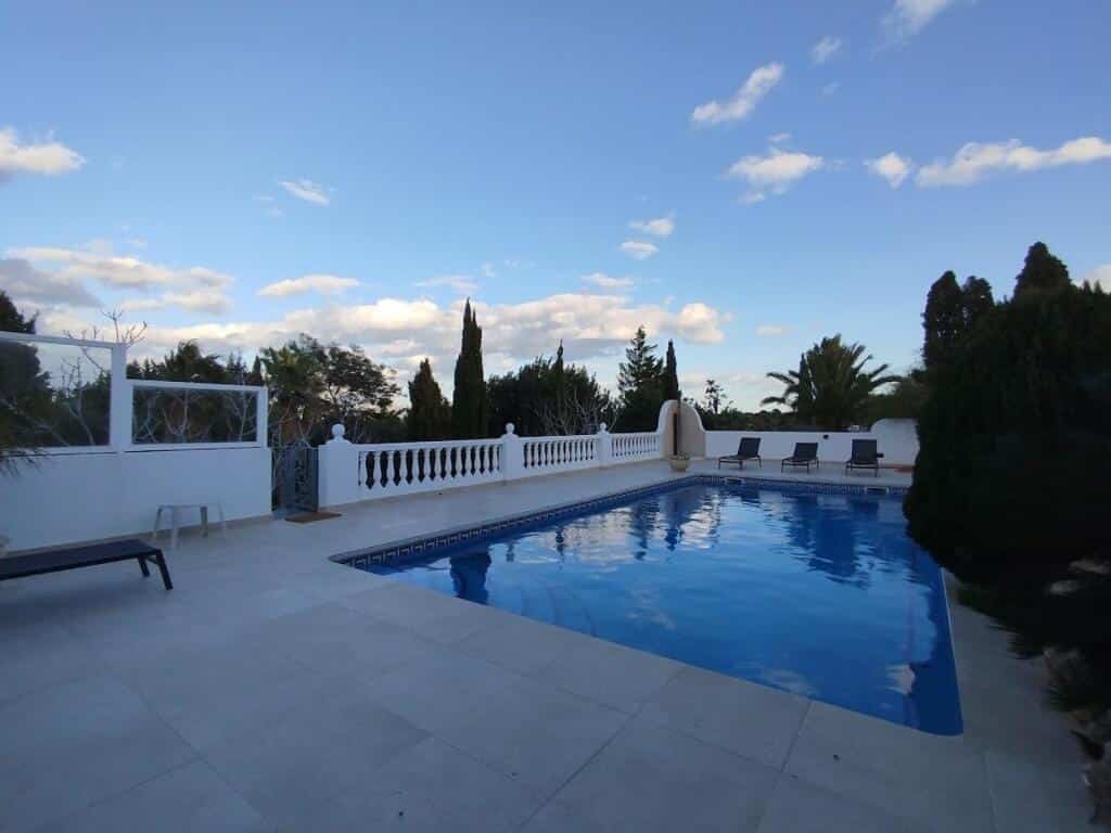Casa-Chalet Sant Jordi - 1214180-02