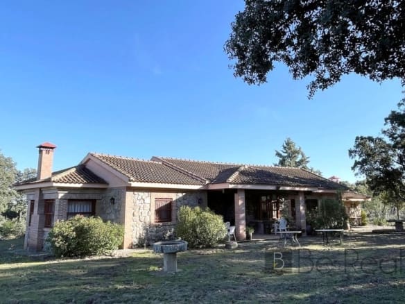 Casa-Chalet Valdemorillo - 1216089-02