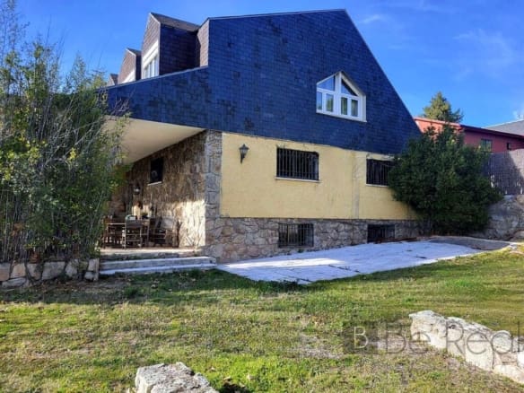 Casa-Chalet Colmenarejo - 1222553-02