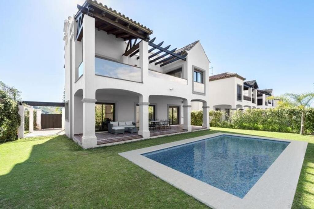 Casa-Chalet Estepona - 1226642-01