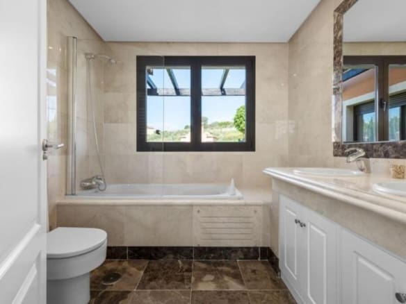 Casa-Chalet Estepona - 1226642-05