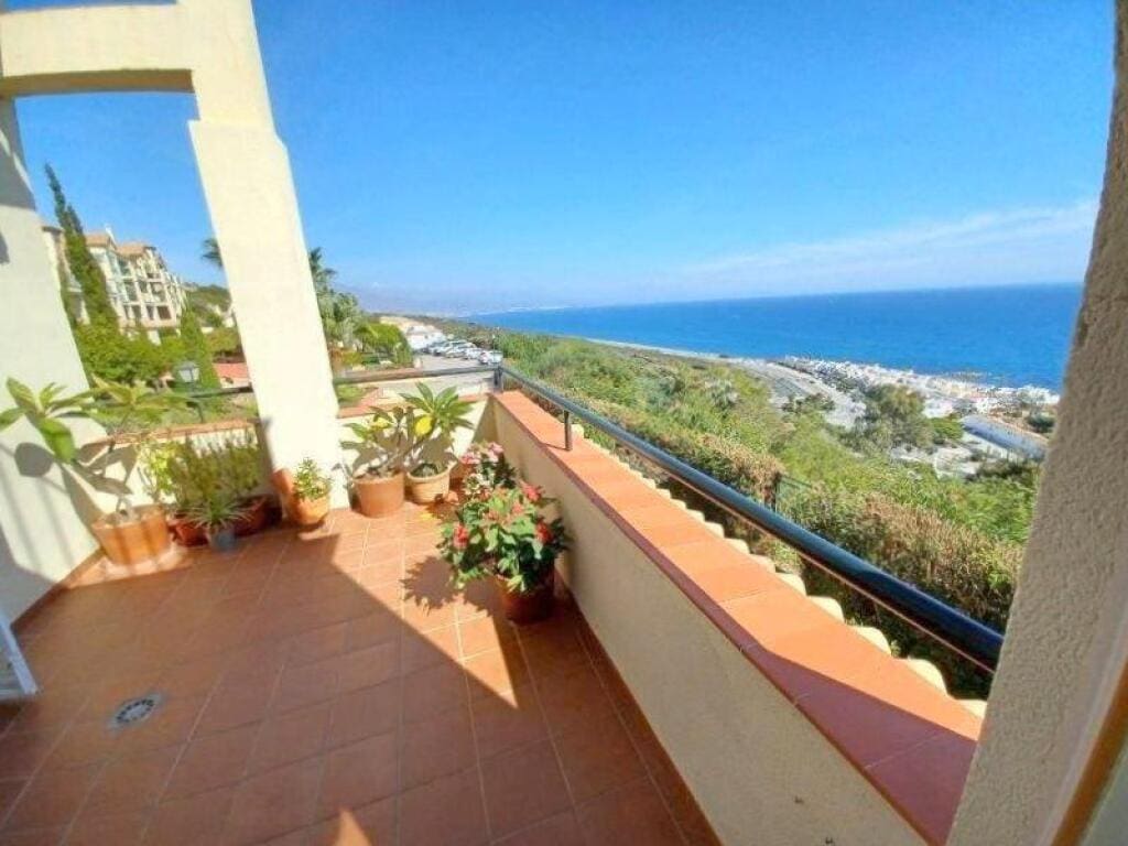 Piso San Luis De Sabinillas - 1226697-01