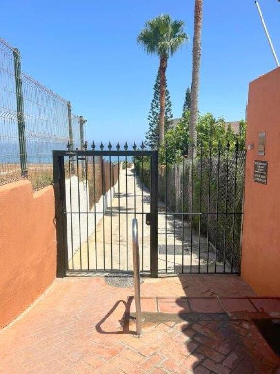 Piso San Luis De Sabinillas - 1226740-01