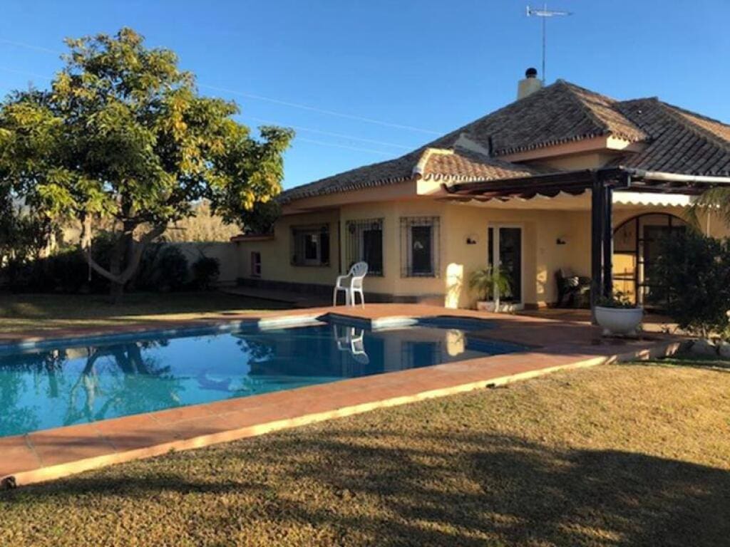 Casa-Chalet Estepona - 1226828-01