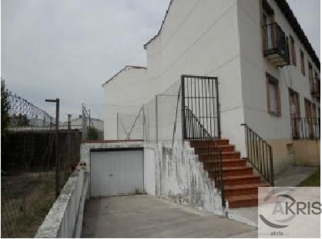 Edificio Viviendas San Roman De Los Montes - 1228448-05