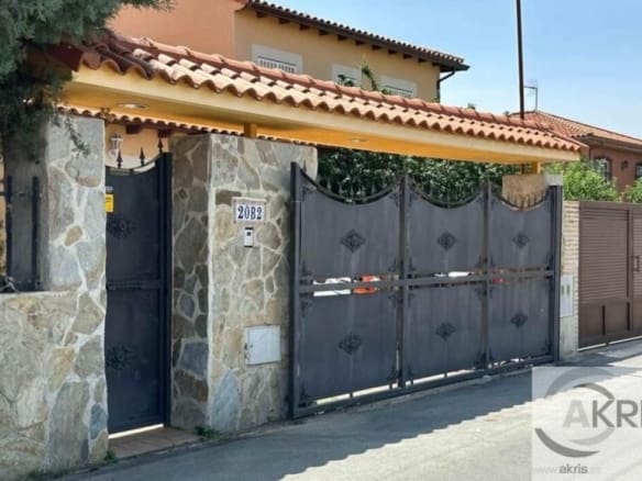 Casa-Chalet Ugena - 1231842-02