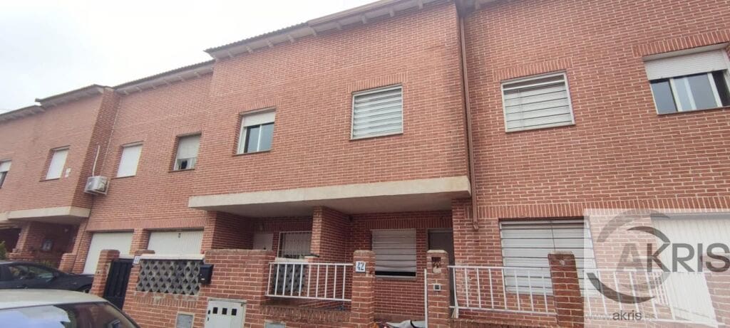 Casa-Chalet Chozas De Canales - 1232196-03