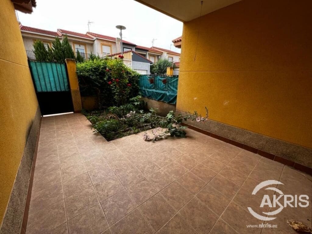 Casa-Chalet Miguel Esteban - 1232393-02