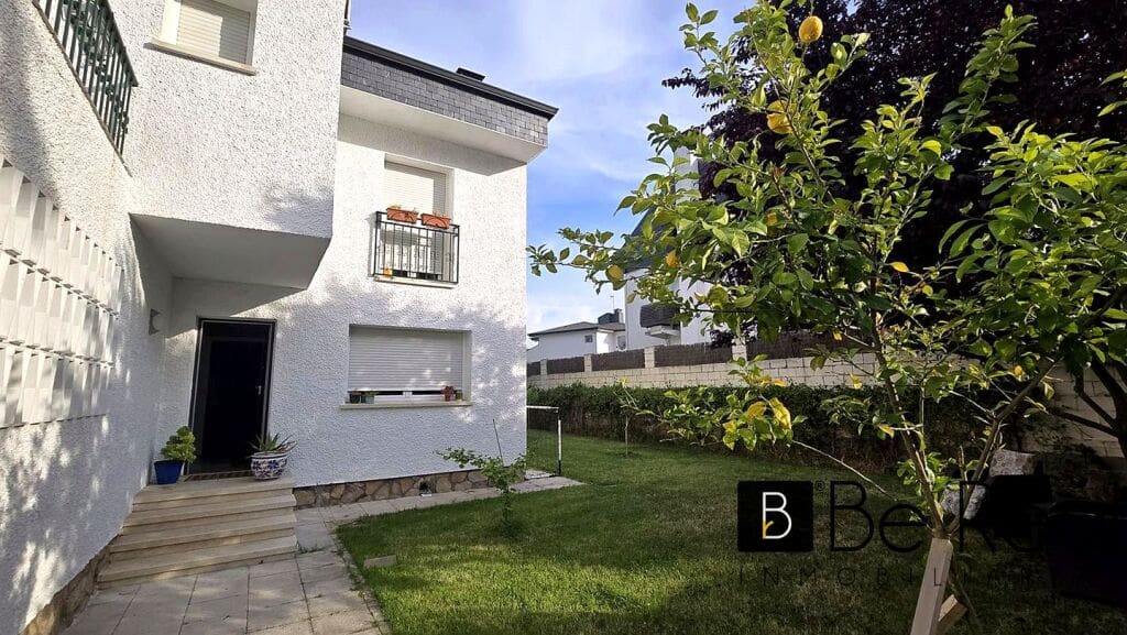 Piso Villanueva De La Cañada - 1232510-01