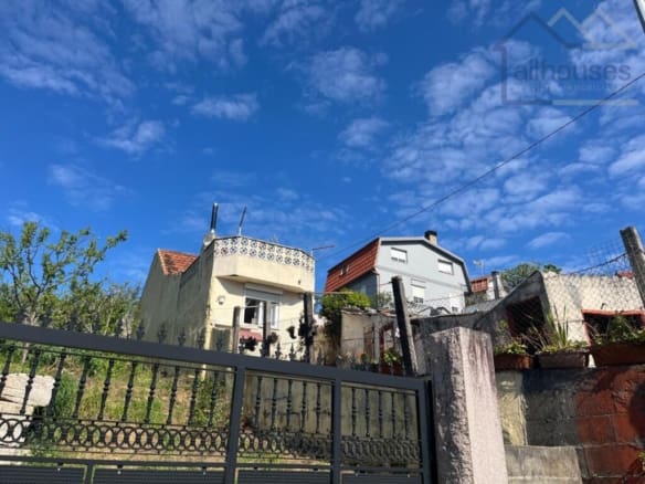 Casa-Chalet Vigo - 1232829-01