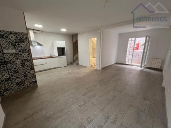 Casa-Chalet Vigo - 1232830-01