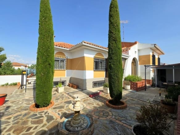 Casa-Chalet Bargas - 1233020-01
