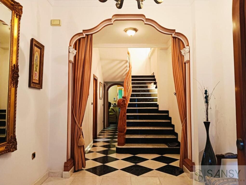 Casa-Chalet Valencia - 1233908-01