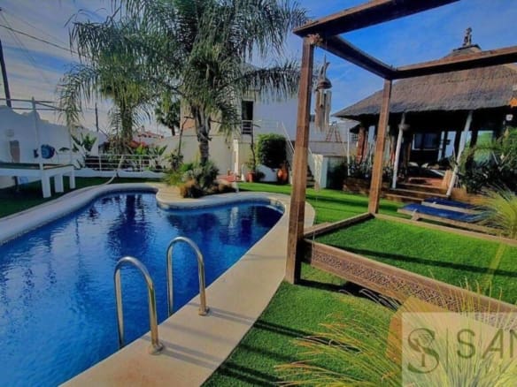 Casa-Chalet Alicante - 1233953-03