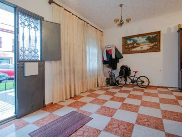 Casa-Chalet Brenes - 1216483-02