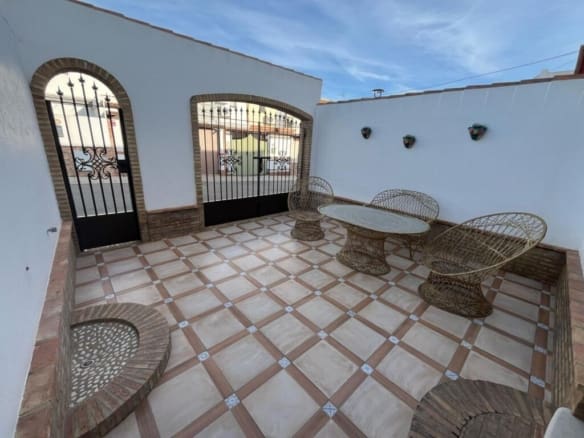 Casa-Chalet Pilas - 1222013-01
